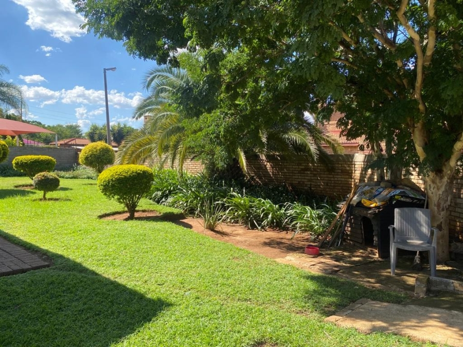 3 Bedroom Property for Sale in Waterval East North West